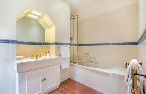 Ridge Hill Manor - Photo 23