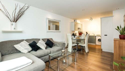 Direct Tube Links to Central London , Walk to Station one bedroom flat in Greater London, ID required - Foto 4