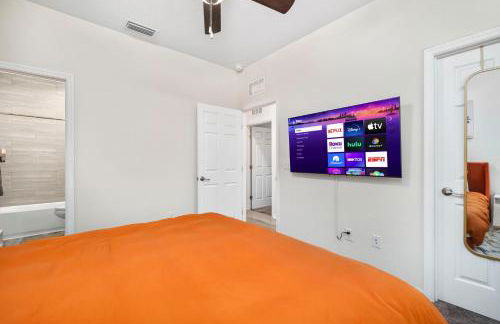 Beautiful Home, Walk to UF, Newly built - Foto 7