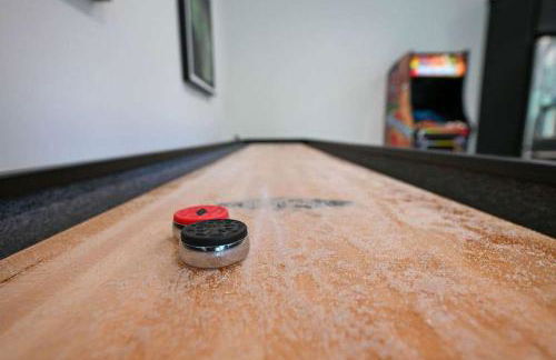 6BR Sand Valley Lodge with Hot Tub Bar & Putting Green - Foto 77