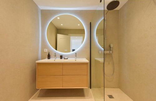 Luxury 1-Br apartment sea view parking - Foto 3