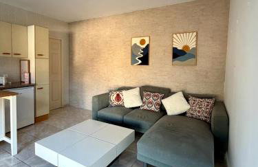 2 homes, pool and beautiful ocean view! - Foto 67