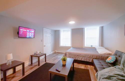 Bright and Airy Studio Apt Minutes to NYC - Foto 11