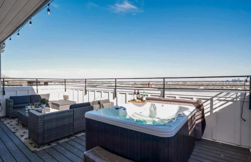 Near Honky Tonks - Rooftop Hot Tub - Skyline Views - Foto 28