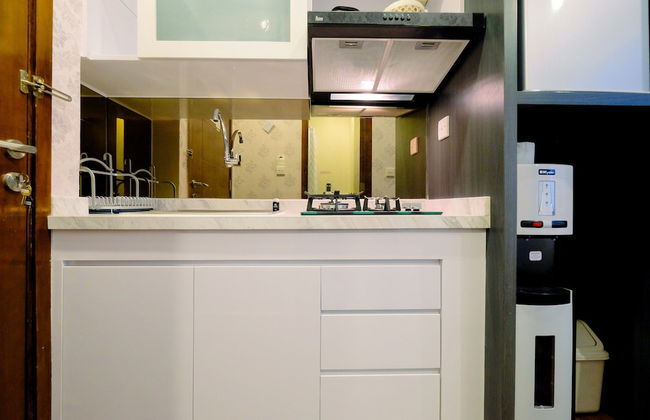 Best Price Studio Apartment at Capitol Park Residence - Photo 27