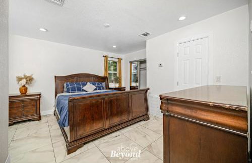 Sprawling Home w Rooftop Spot - Foto 31