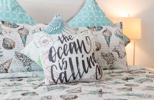 #350-Stunning Villa with Modern Decor, West Facing Pool Overlooking Private Conservation Land - Foto 21