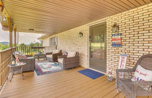 Spacious Ohio Family Home on 5-Acre Property! - Foto 28