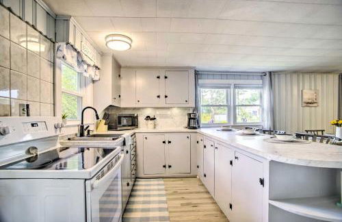 Coastal Comfort Near the Bay! Buttermilk Cottage - Foto 10