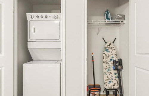 Central Irvine 1BR w Work Setup by Anyplace - 11753 - Foto 17