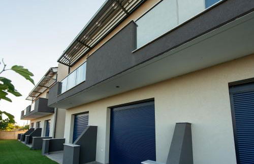 Oasis Apartments - Photo 57