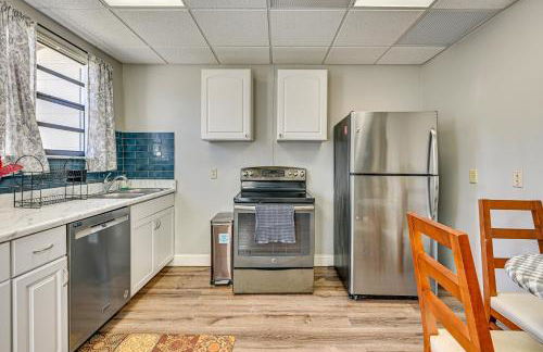 8 Mi to Tarpon Springs Sponge Docks Gem with Games - Foto 7