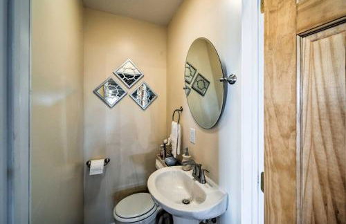 Updated Berger Cottage with Pool, on a Private Farm! - Foto 12