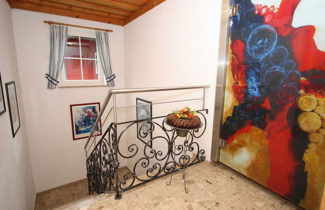 Spacious Holiday Home in Goldegg near Ski Area - Photo 11