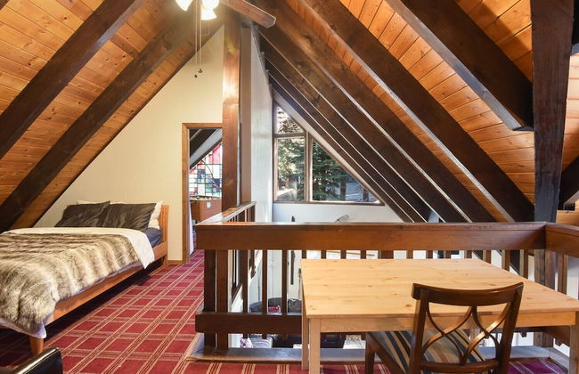 Modern Rustic Retreat - Photo 5