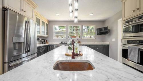 Massive 3 bedroom with large backyard - Foto 2