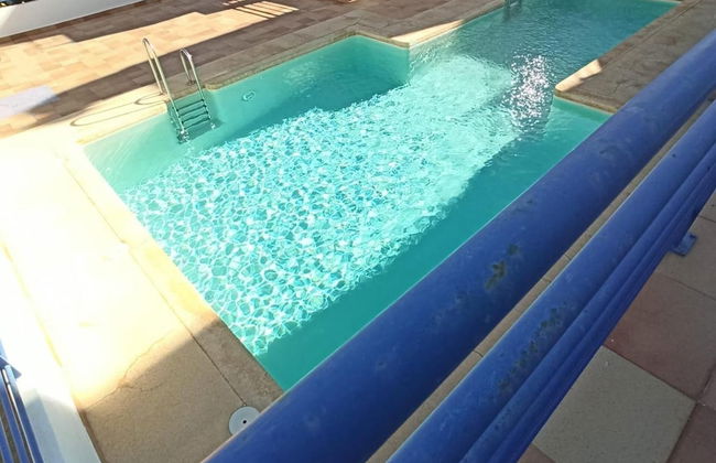 2 Bed Apt - Close To Beach - Pool - Balcony - Foto 9