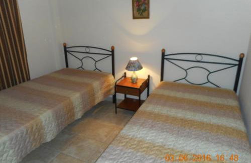 Dimitra's Apartments - Foto 37