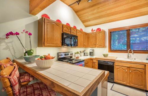 Townhouse Art Gallery in Mammoth's Best Location - Photo 12