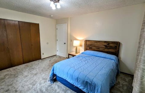 Spacious Downtown 2-bdrm Apartment - Photo 48