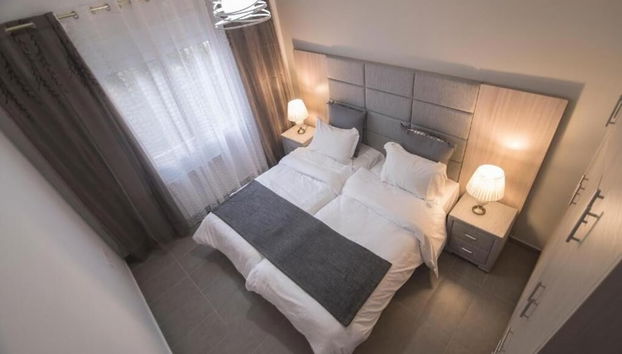 Downtown Modern 2 Storey Building - Foto 3, Habitación