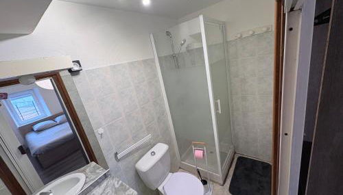 Studio confortable en plein centre proche gare & commerces - Photo 5