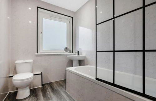 Free Parking - Central - Sleeps 6 - 3 Bedrooms - Foto 14