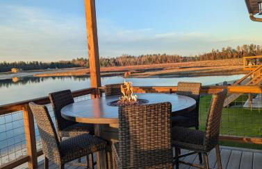 Lakefront, Private Beach, Garage Bar, Near WI Dells, King Beds, Sleeps 16, Near Ski Hills - Foto 62