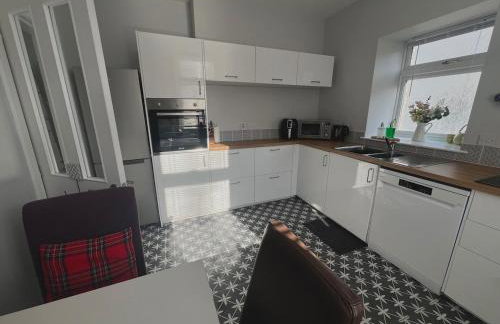 Greenwood South - Luxury beachfront home with log burner - Foto 39