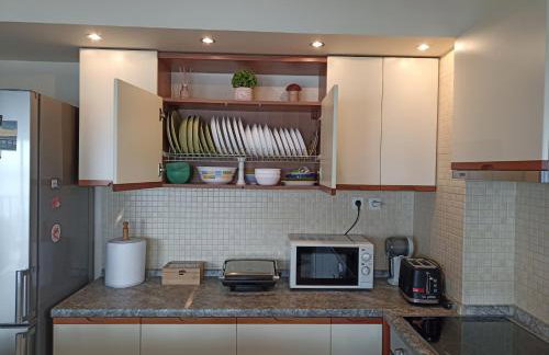 Seafront Family Apartment & free parking, the Cruiseflat - Foto 22