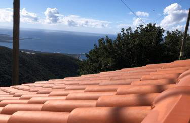 ARETI Sea View Mountain Cottage - Foto 36