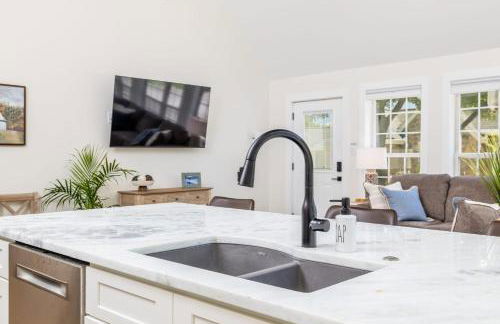 Tranquil Mountain Escape Luxurious 2 Bedroom 2 Bath Cottage on 9 Acres - Foto 14