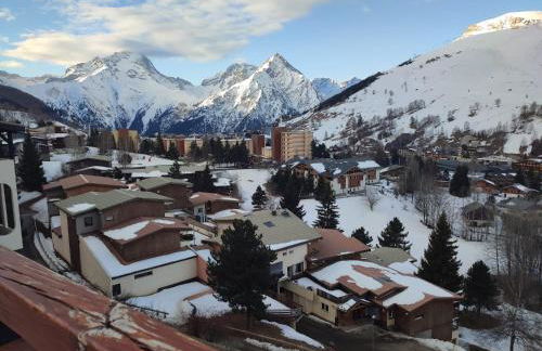 Studio les 2 Alpes au Village 1800m-Commerces et télésiège à 50m-Retour ski au pied - Photo 4