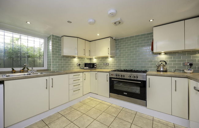 Myrtle Cottage With Free Parking By My Getaways - Foto 3