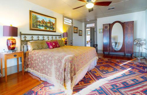 1906 Haus Stay for 13 with Access to Pool Hot Tub - Foto 40