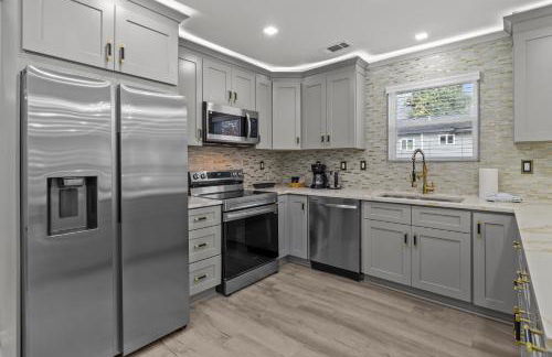 Charlotte Retreat: Luxury 4BR Heaven - Foto 43