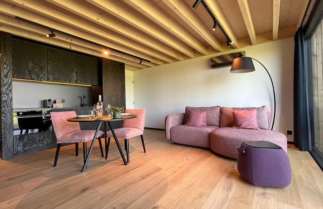 Lodge in Durbuy With Hot Tub & Valley Views - Photo 6