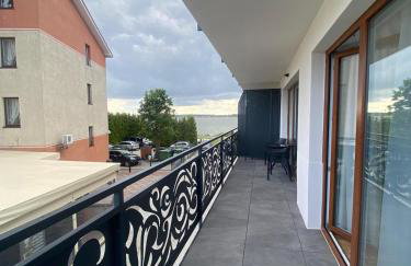 SOLEK, Apartamenty hotelowe i pokoje gościnne ze śniadaniem, przyjazne zwierzętom, wyjątkowe, z widokiem na Jezioro Jamno i w bardzo bliskiej odległości od morza - Foto 36