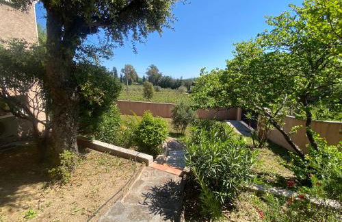 Maison de vacances vue sur les vignes, piscine, trampoline, ping pong et pétanque - Foto 4