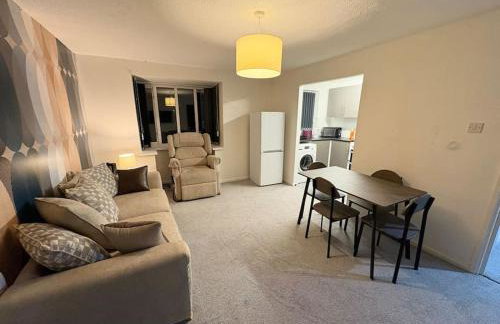 Two bed spacious apartment, central location, free parking and Wifi - Foto 12