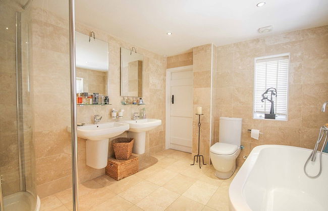 Charming 5-bed Cottage in Old Sodbury Bristol - Foto 13