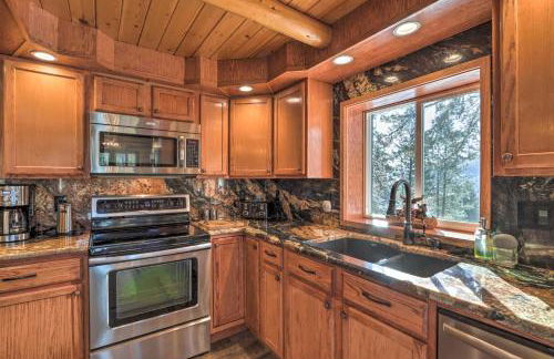 Cascade Cabin with Mountain View and River Access - Foto 10