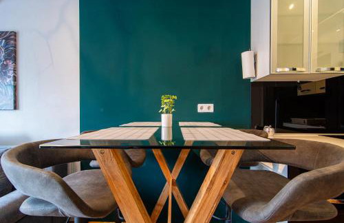 Flexible SelfCheckIns 114 - Zagreb - Bedroom - Loggia - Foto 8