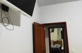 Casa tem 2 quartos com ar condicionado, garagem, aumenta geralmente é mais 50 por cento o valor - Foto 12