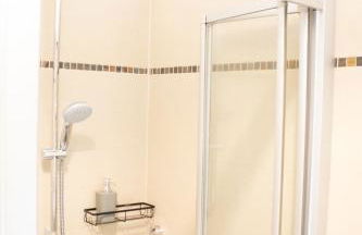 Business Central Apartment Wiesbaden - Foto 16