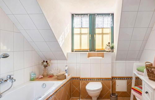 Dachwohnung Im Landhausstil - Foto 17