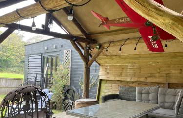 Oak Tree Lodge: Unique 2 level Shepherd's Hut: Dartmouth - Foto 5