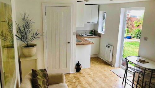 Charming studio suite minimum 2 night stay - Foto 1