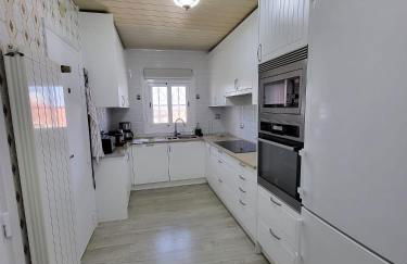 Torredembarra cosy, well equipped house, 5 min. from the beach - Foto 7