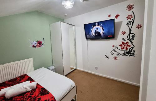 *F1*5GH* Setup for your most relaxed & amazing stay + Free Parking + Free Fast WiFi * - Foto 74